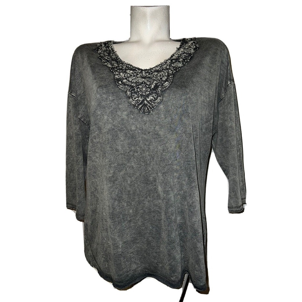 New Christopher & Banks Petite XL Grey Mineral Wash Embroidered V-Neck Top NWT